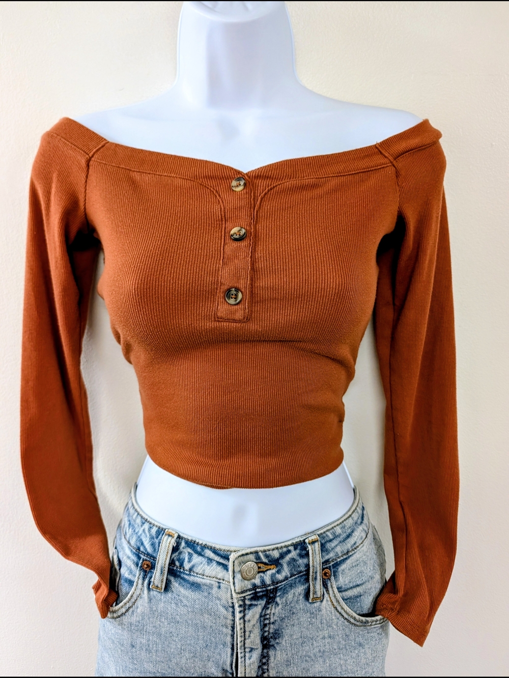 Off-Shoulder Ribbed Henley Top in Rust - Picture 2 of 7